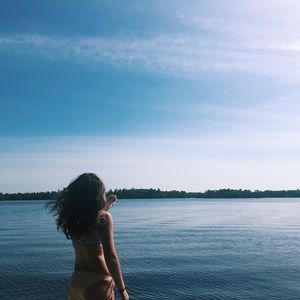 Meet your Posher, Avery